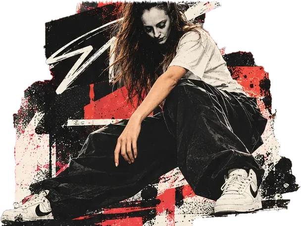 Géraldine Selva accroupie en posture hip-hop, pantalon cargo et baskets